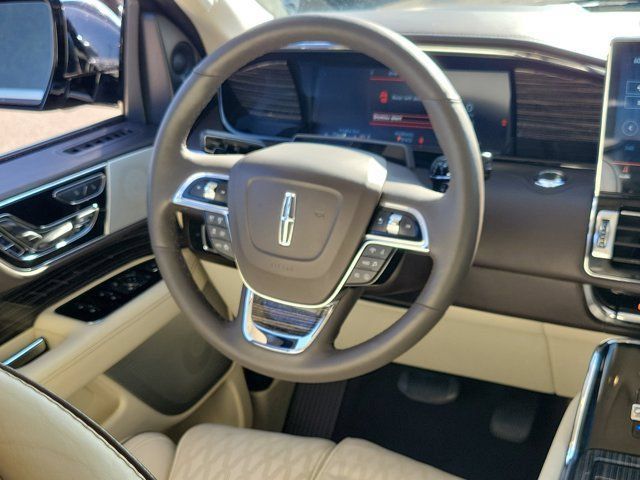 Used 2024 Lincoln Navigator Black Label AWD/4WD image 20