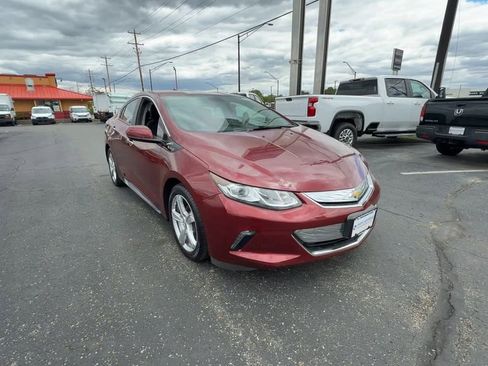 Used 2017 Chevrolet Volt LT FWD image 2