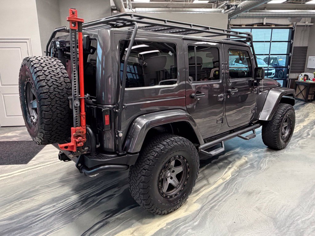 Used 2016 Jeep Wrangler Unlimited Rubicon w/ Connectivity Group AWD/4WD image 34