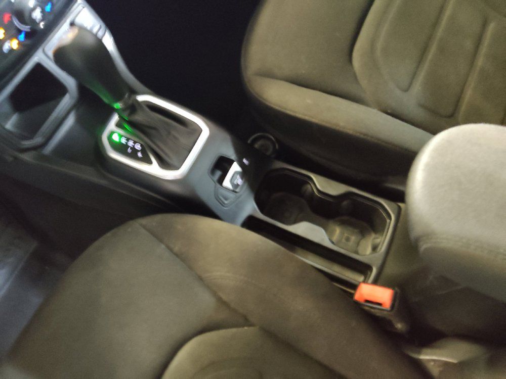 Used 2021 Jeep Renegade Latitude FWD image 26