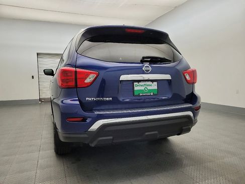 Used 2020 Nissan Pathfinder S image 7