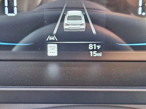 New 2025 Hyundai Elantra Sport image 11