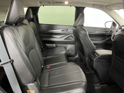 Used 2024 INFINITI QX60 Luxe image 30