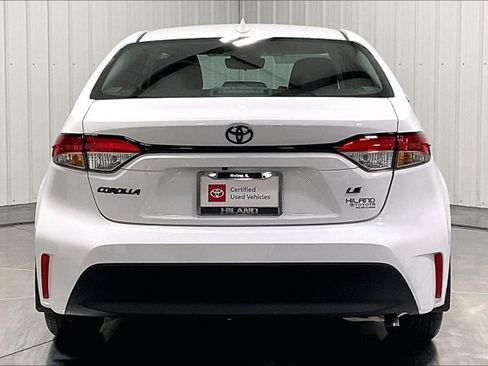 Certified 2026 Toyota Corolla LE FWD image 4