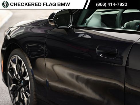 Used 2025 BMW 530i w/ M Sport Package image 11