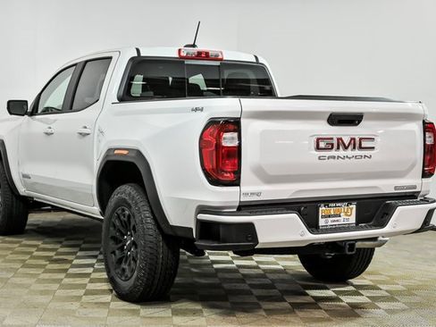 New 2026 GMC Canyon Elevation w/ Convenience Package image 4