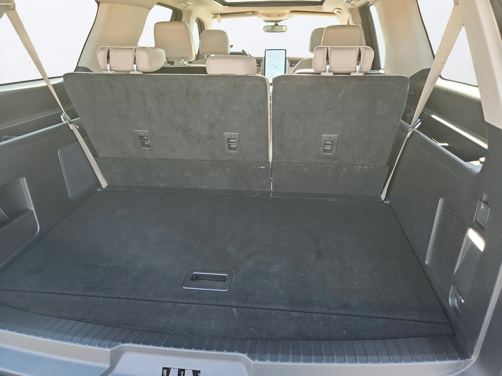 Used 2023 Ford Expedition Max Limited AWD/4WD image 33