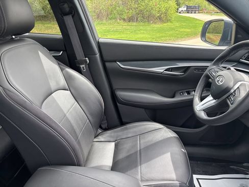 Used 2024 INFINITI QX50 Sport FWD image 37