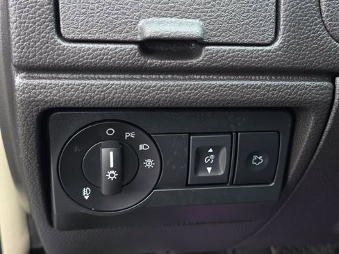 Used 2011 Ford Fusion SEL w/ 301A Rapid Spec Order Code image 23