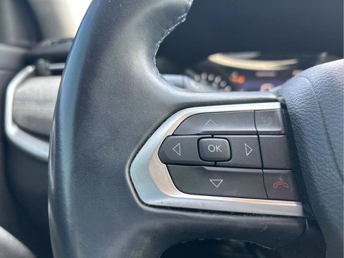 Certified 2022 Jeep Compass Latitude w/ Convenience Group image 16