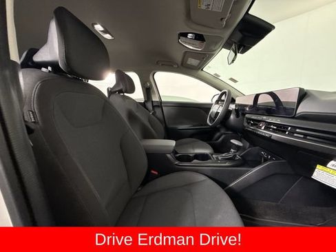 Used 2025 Kia K4 FWD image 24
