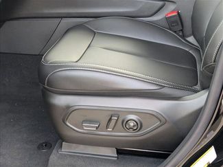 New 2025 Jeep Grand Cherokee L Limited w/ Black Appearance Package video 4