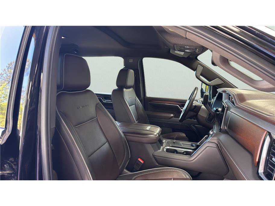 Used 2024 GMC Sierra 2500 Denali w/ Technology Package AWD/4WD image 27