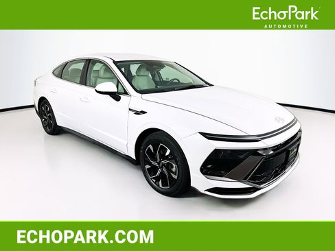 Used 2025 Hyundai Sonata SEL image 1