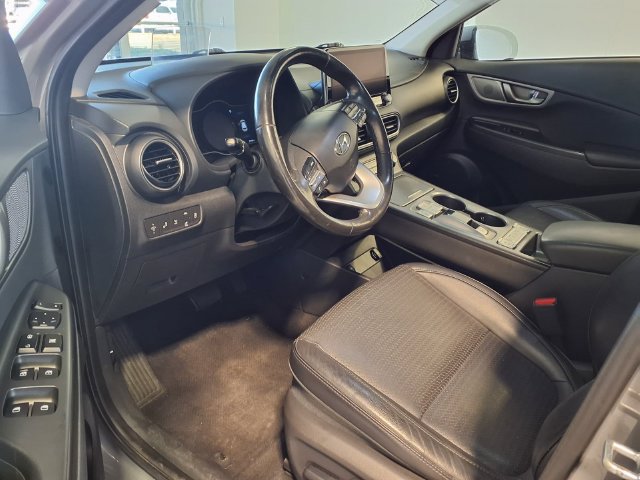 Used 2021 Hyundai Kona Ultimate FWD image 6