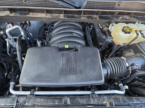 Used 2022 GMC Sierra 1500 Elevation w/ Preferred Package image 27