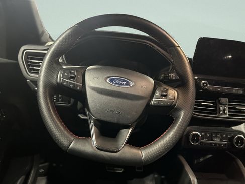 Used 2024 Ford Escape ST-Line AWD/4WD image 14