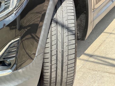 Used 2019 GMC Terrain SLT FWD image 11