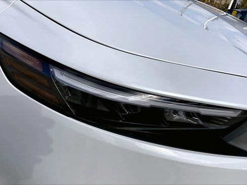 New 2025 Honda Accord LX image 13