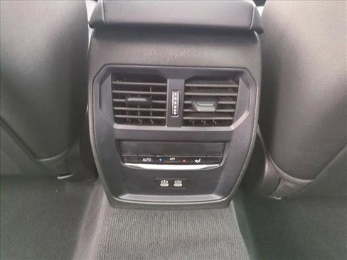 Certified 2025 BMW 330i Sedan w/ M Sport Package image 18