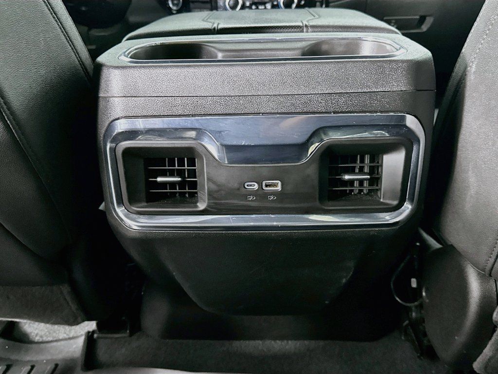 Used 2024 GMC Sierra 3500 SLT AWD/4WD image 21