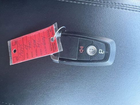 Used 2024 Ford Edge SEL image 28