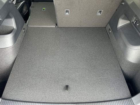 New 2026 Volkswagen Tiguan S image 13