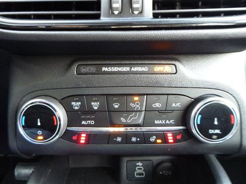 Used 2025 Ford Escape ST-Line Select image 15