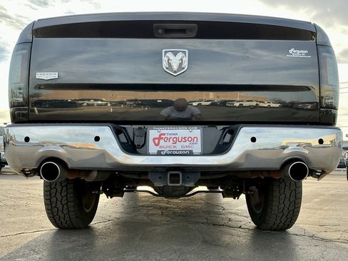 Used 2016 RAM 1500 Laramie w/ Convenience Group image 18