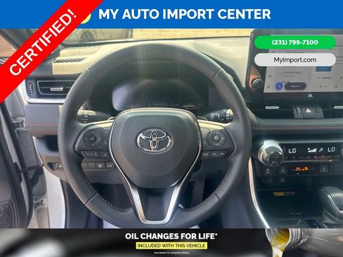 Certified 2025 Toyota RAV4 XSE AWD/4WD image 15