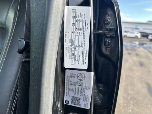 Used 2022 GMC Canyon Denali w/ Denali Black Edition Package image 28