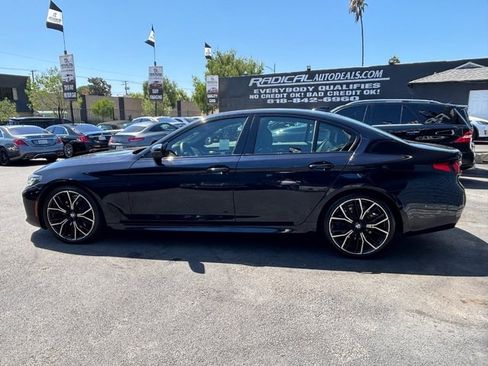 Used 2022 BMW 530i w/ M Sport Package RWD image 13