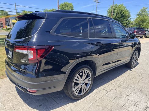 Used 2022 Honda Pilot Sport image 12