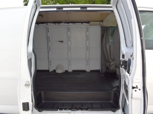 Used 2021 Chevrolet Express 2500 Extended w/ Driver Convenience Package RWD image 44