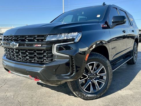 Used 2023 Chevrolet Tahoe Z71 w/ Luxury Package image 3
