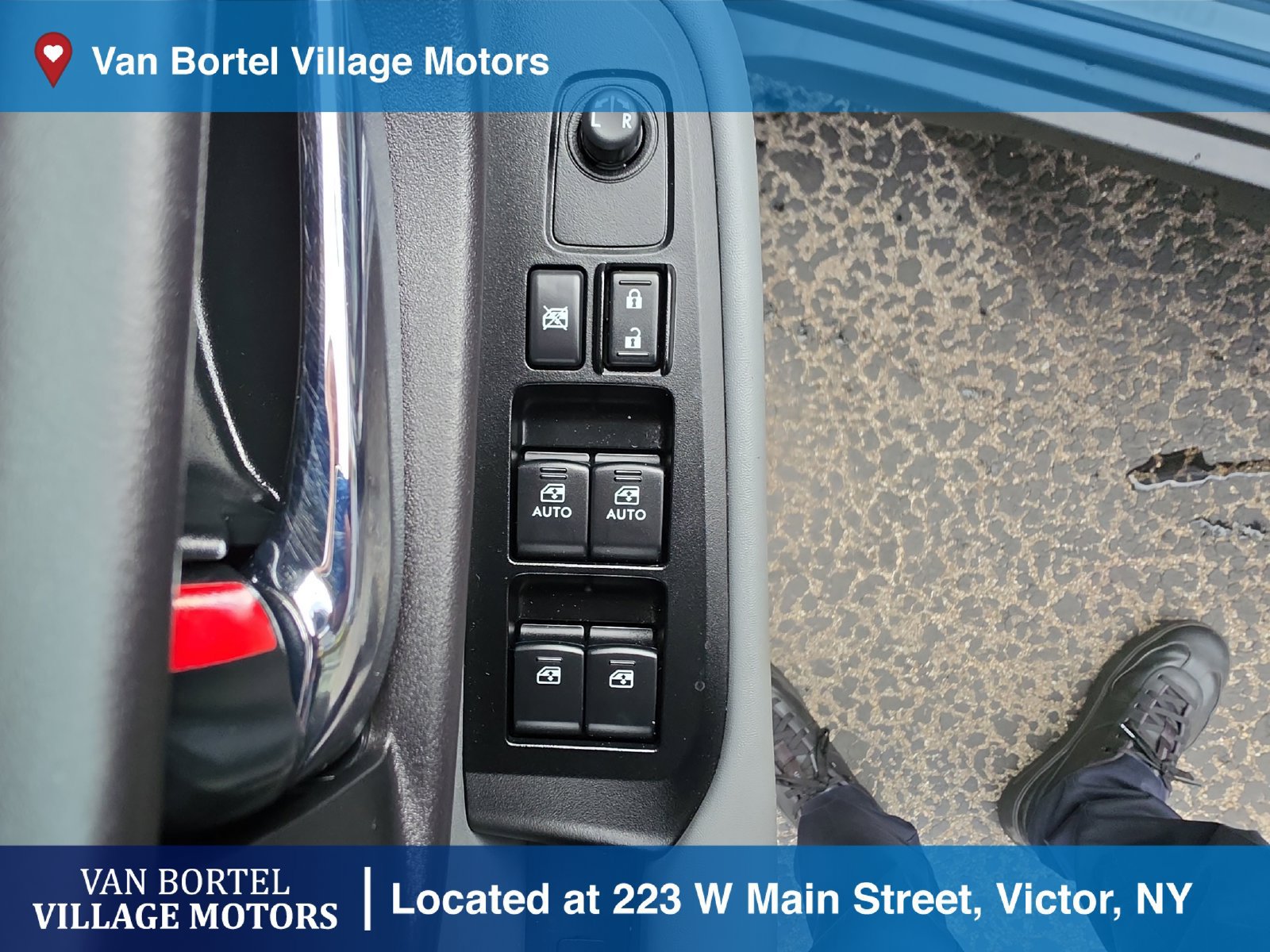 Used 2019 Subaru Outback 2.5i Limited AWD/4WD image 11