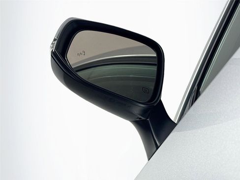 Certified 2025 Toyota Grand Highlander XLE image 5