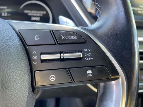 Used 2021 Hyundai Sonata Limited image 16