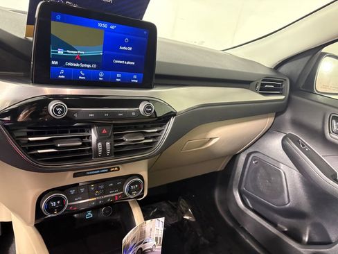 Certified 2021 Ford Escape Titanium image 19