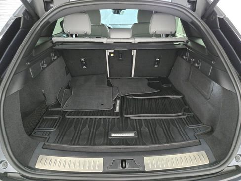 Used 2024 Land Rover Range Rover Velar Dynamic SE image 15