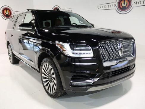 Used 2020 Lincoln Navigator L Reserve w/ Luxury Package image 23