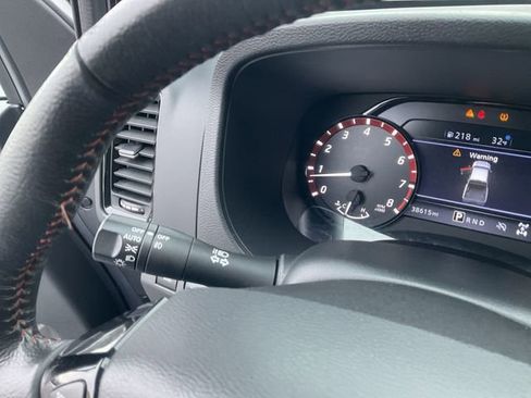 Used 2024 Nissan Frontier PRO-4X image 21