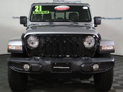 Used 2021 Jeep Gladiator Sport image 13