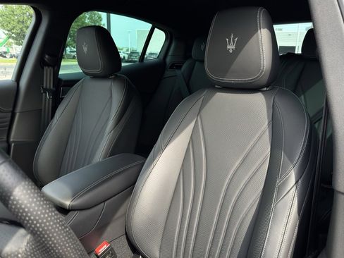 Certified 2024 Maserati Grecale GT image 4