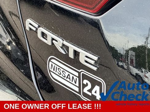 Used 2023 Kia Forte LXS FWD image 11