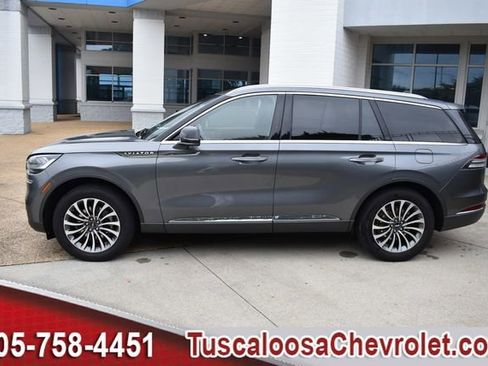 Used 2022 Lincoln Aviator Reserve image 6