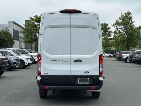 New 2026 Ford Transit 250 148 High Roof RWD image 4