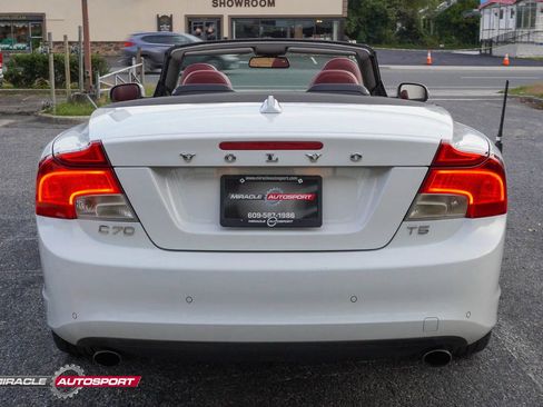 Used 2012 Volvo C70 T5 w/ Dynamic Trim Pkg image 6