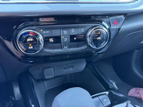 New 2026 Chevrolet Trax LT image 11