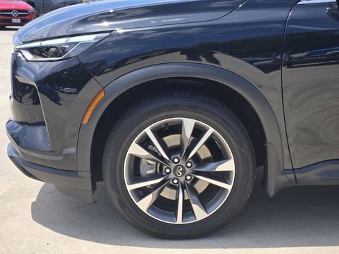 Used 2025 INFINITI QX60 Luxe w/ Vision Package FWD image 10